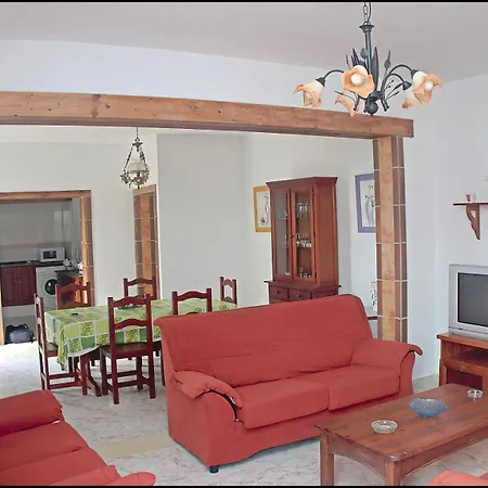 Con Piscina Privada